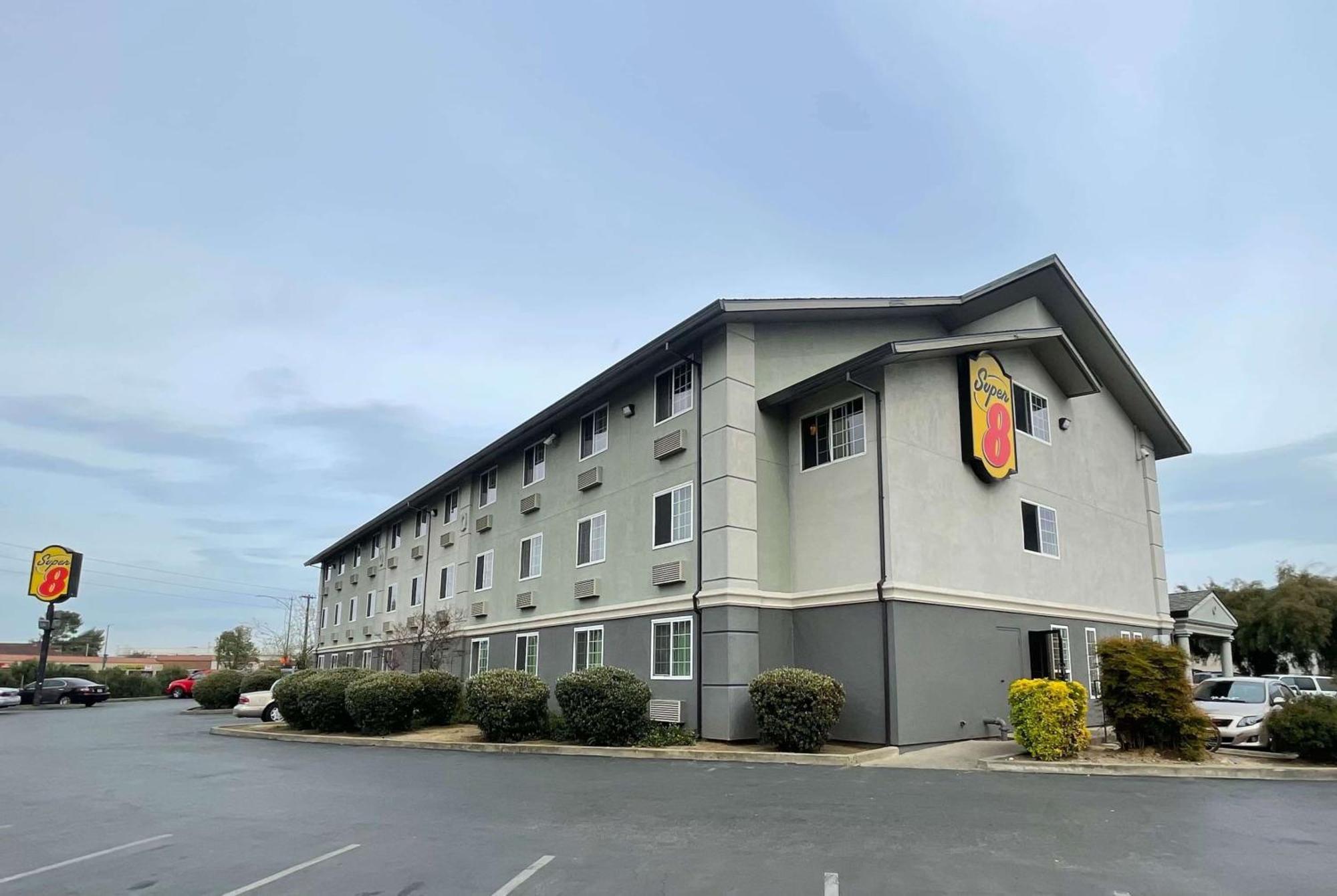 ซูเปอร์ 8 บาย วินด์แฮม แซคราเมนโต/ฟลอรินโร้ด Hotel Freeport ภายนอก รูปภาพ